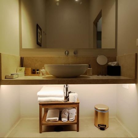 Domus 21 Luxury Suites Рим Екстериор снимка