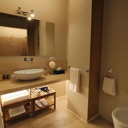 Domus 21 Luxury Suites Рим Екстериор снимка