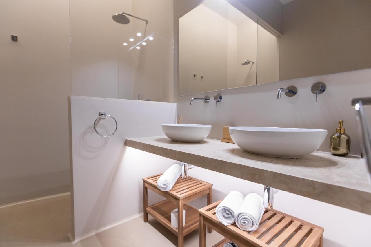 Domus 21 Luxury Suites Рим Екстериор снимка