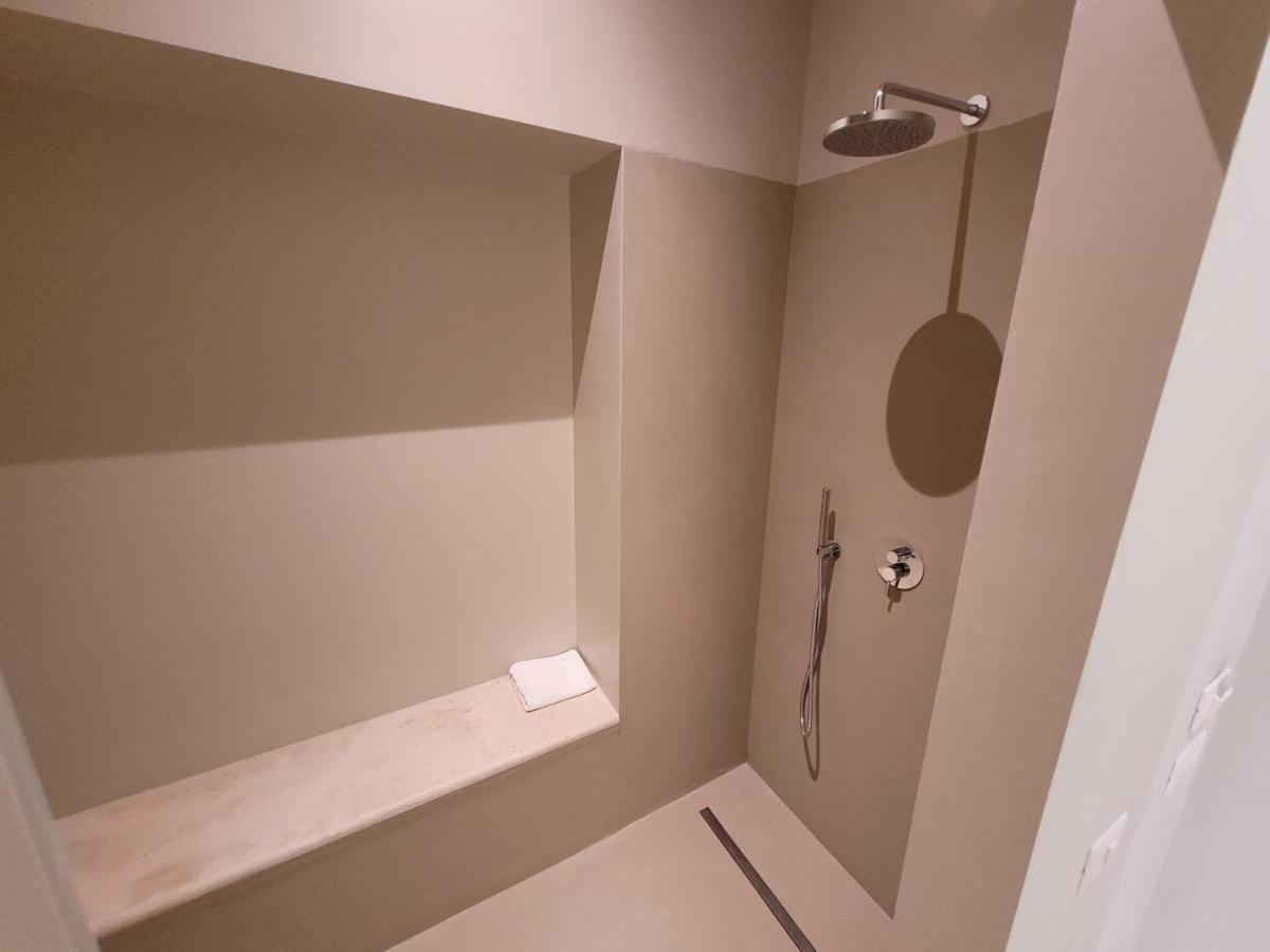 Domus 21 Luxury Suites Рим Екстериор снимка