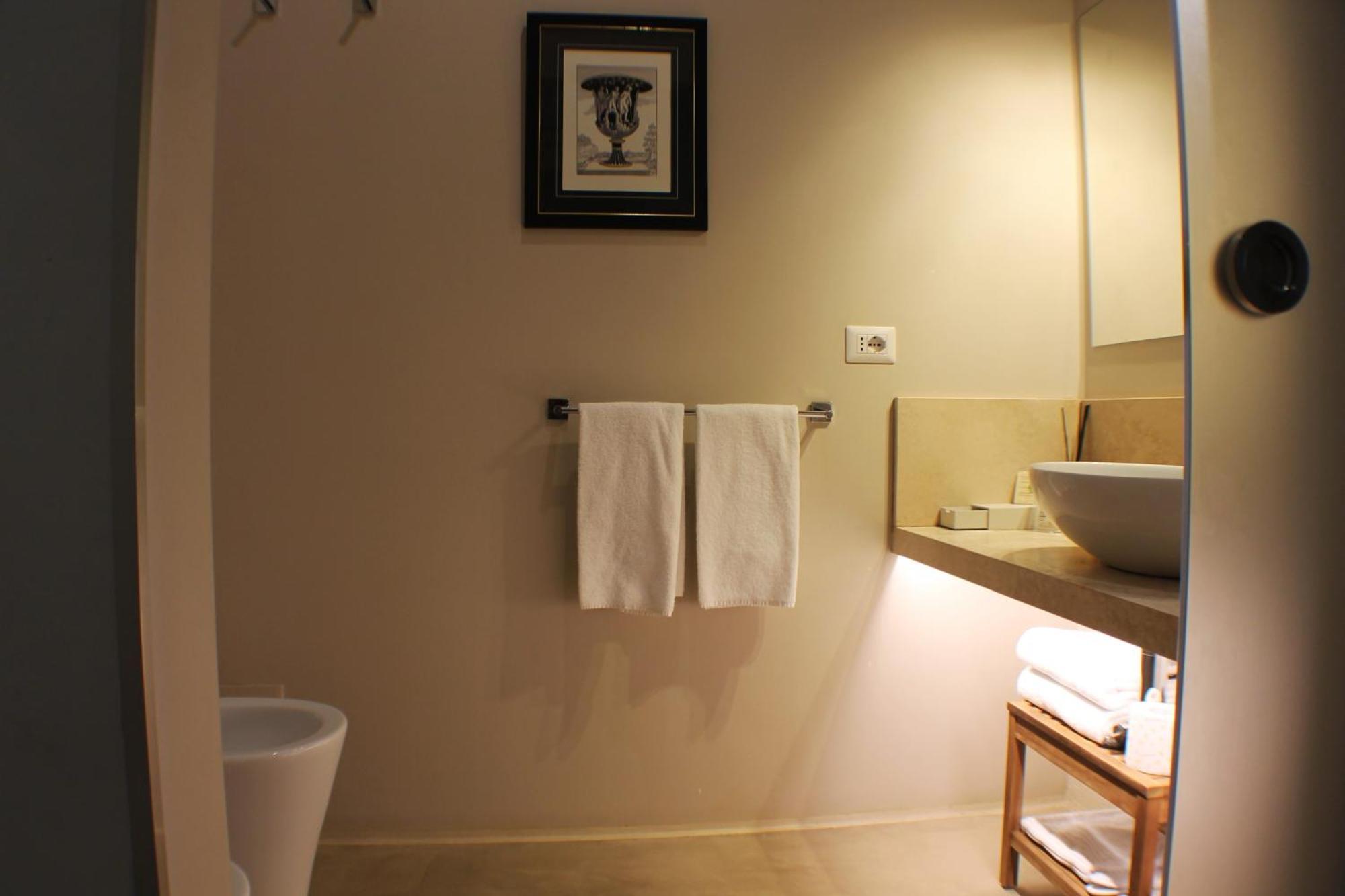 Domus 21 Luxury Suites Рим Екстериор снимка
