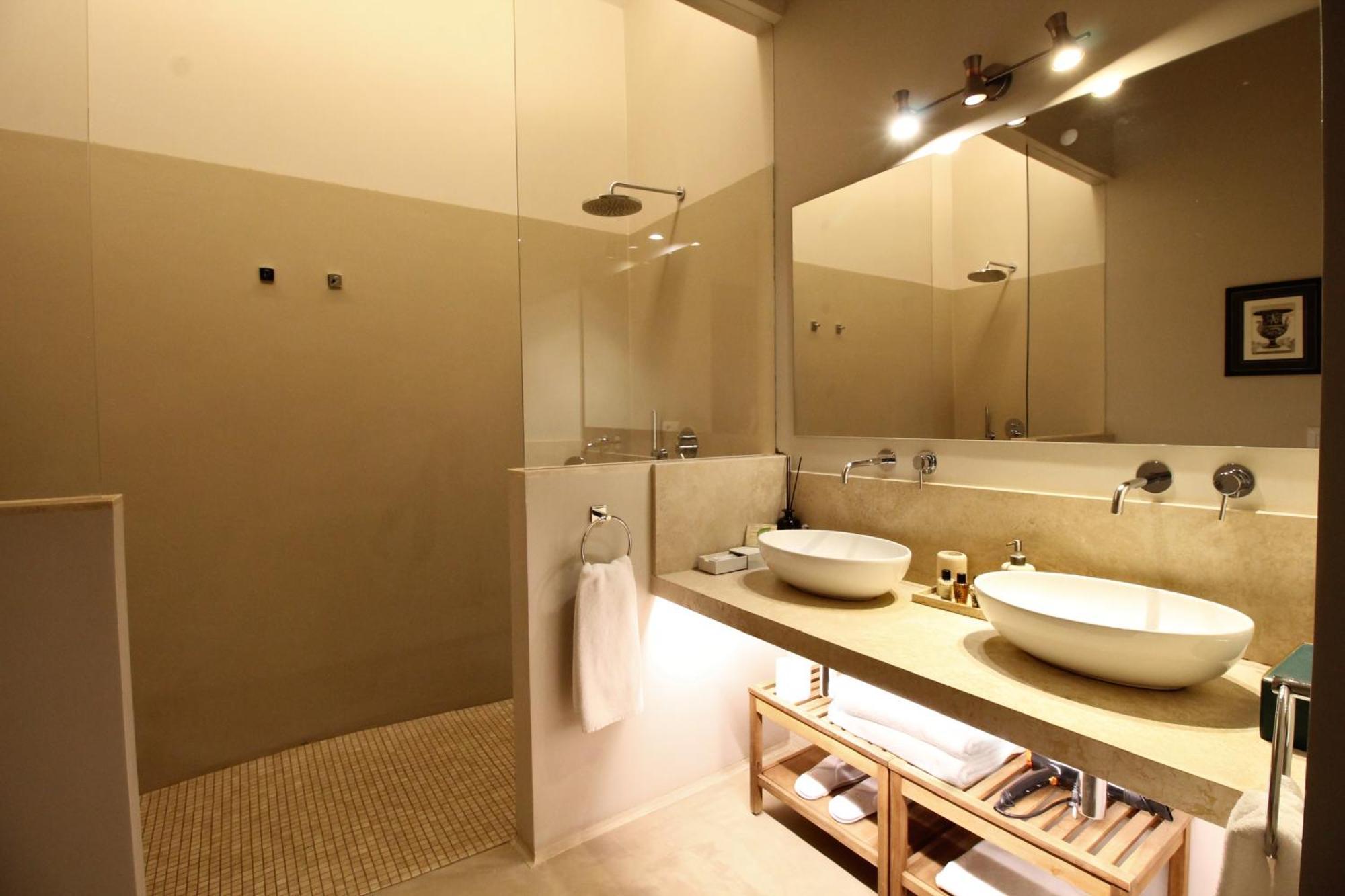 Domus 21 Luxury Suites Рим Екстериор снимка